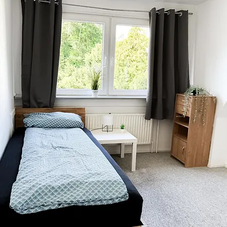Aurora Hamburg Haus 15-20 Personen 8 Zi Villa